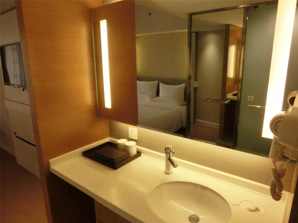 Ji Hotel Guangzhou Zhujiang New Town Szoba fotó